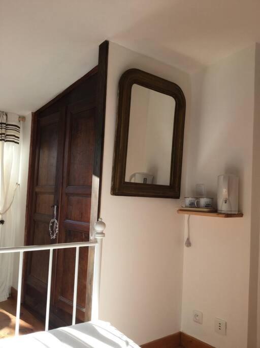 Studio Close Fourviere Very Quiet & Small Terrace Leilighet Lyon Eksteriør bilde