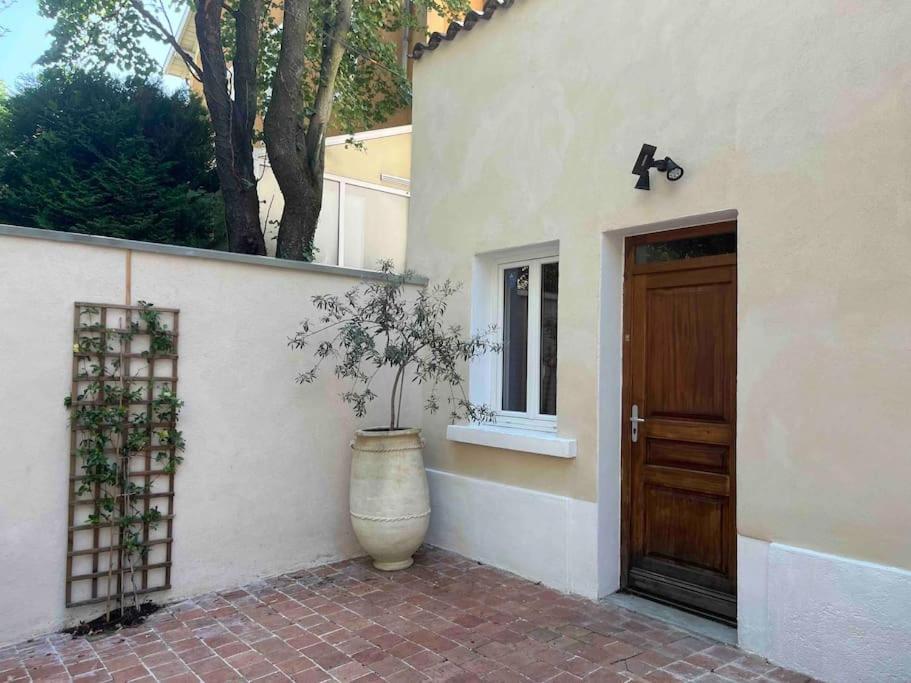 Studio Close Fourviere Very Quiet & Small Terrace Leilighet Lyon Eksteriør bilde